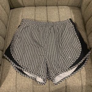 Nike Black and white pattern Tempo Running Shorts